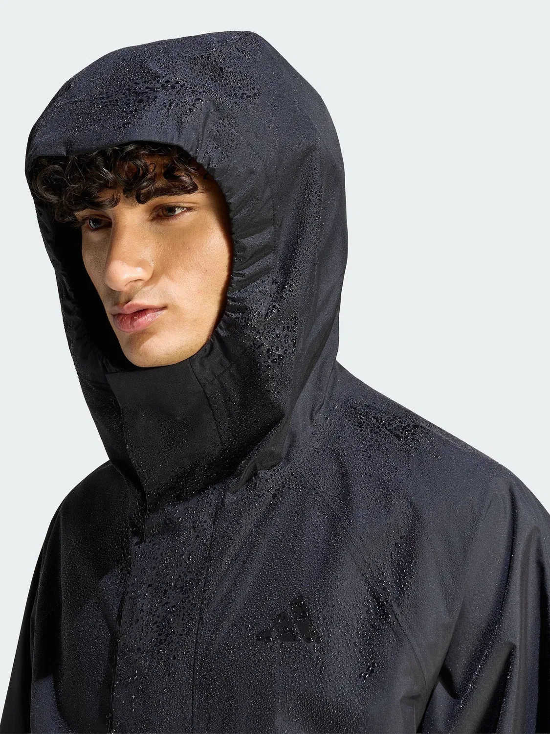 Черная дождевик adidas Essentials — фото 3