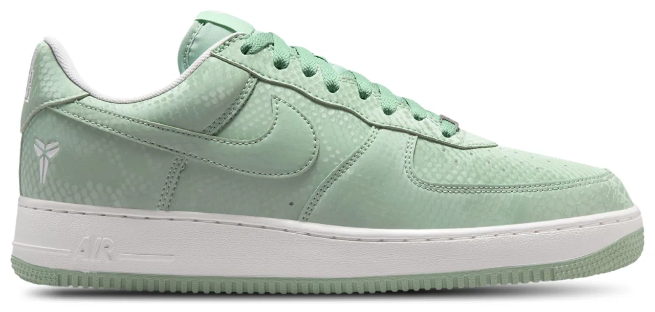 Кроссовки для мальчиков Kobe Air Force 1 Nike, цвет Summit White/Steam