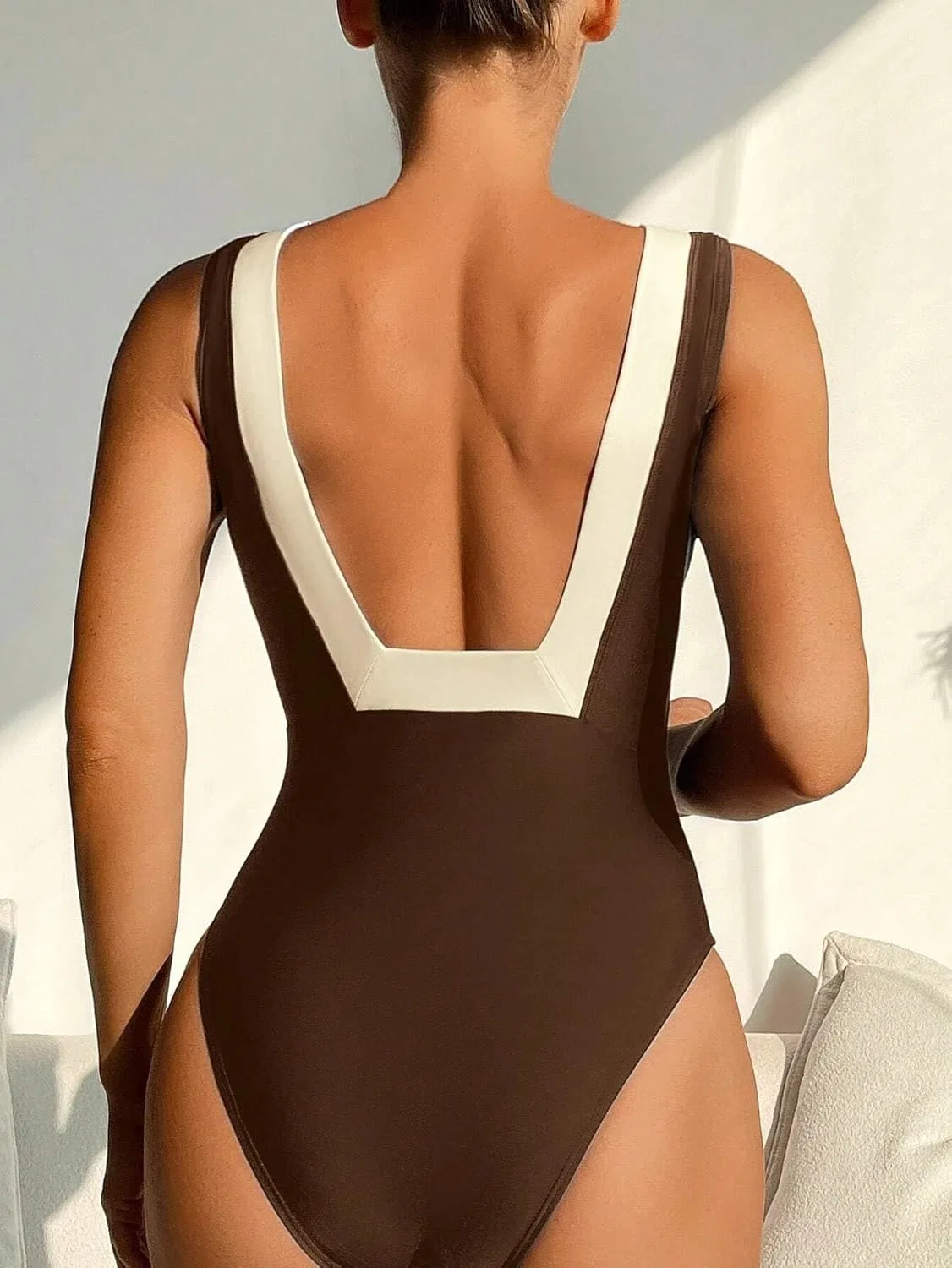 Женский цельнокроеный купальник с открытой спиной Monokini, Brown — фото 3