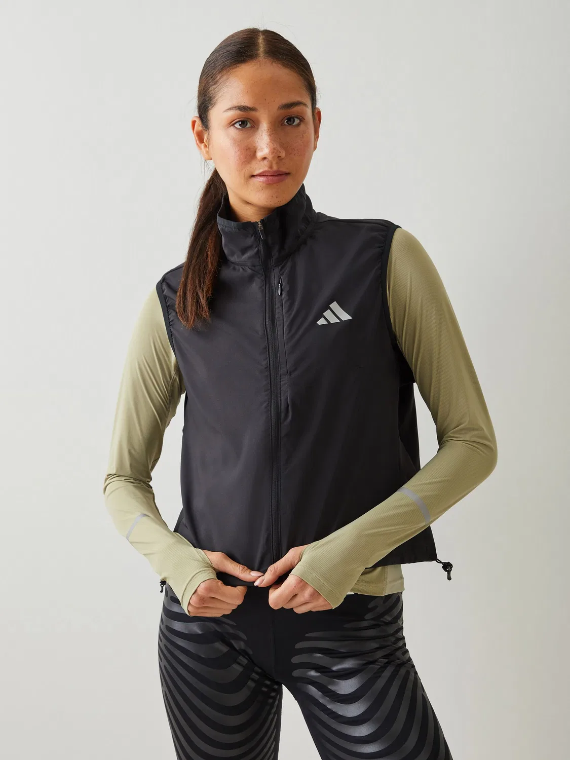 Жилет беговой Adi365 Running Essentials adidas, черный