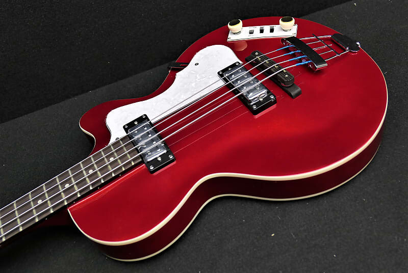 

Басс гитара Hofner Ignition PRO HI-CB-PE-RD RED Club bass guitar LTD Edition Tea Cup Knobs & Flats