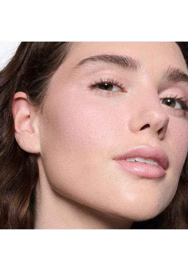 Румяна пудровые, 4.5 г, Skinfinish colourstruck blush Mac, Baby Girl, цвет baby girl — фото 2