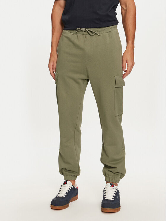 

Спортивные брюки свободного кроя Jack&Jones, зеленый