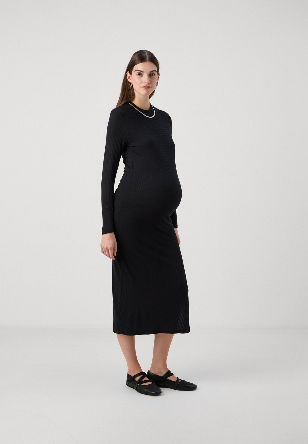 

Трикотажное платье MLTRINITY HIGH NECK DRESS MAMALICIOUS, черный