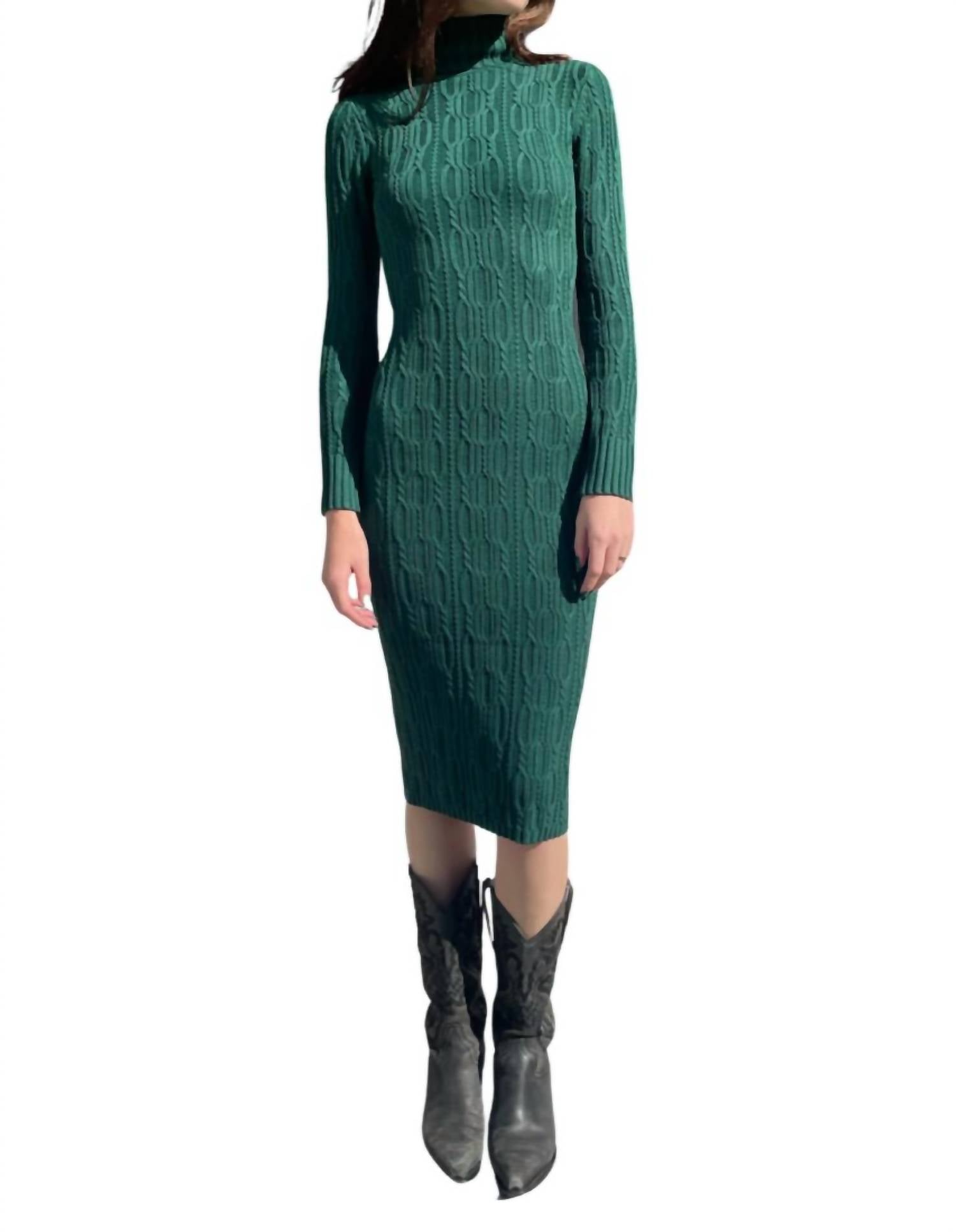 

Изумрудное ребристое платье-водолазка миди в зеленом цвете 525 America