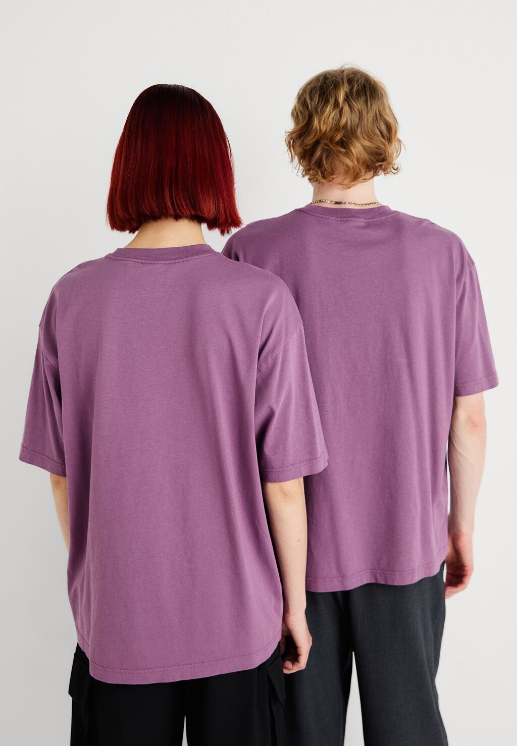 

Базовая футболка Skate Graphic Box Tee Unisex Levi's, фиолетовая резина