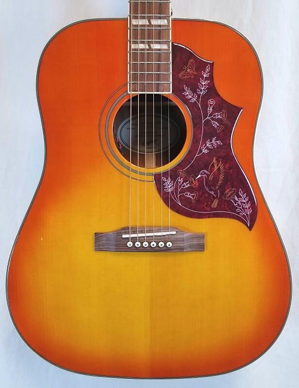 

Акустическая / электрогитара Epiphone Hummingbird Studio, цвет «Блеклая вишня» EEHBFCNH1