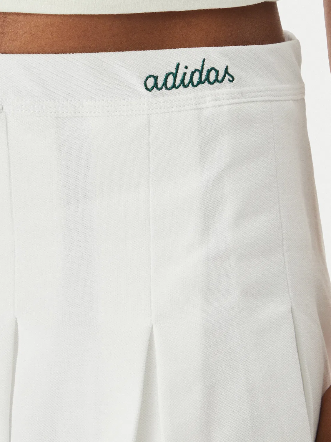 Женская плиссированная юбка свободного кроя Seasonal Essentials Colorpop Adidas, белый — фото 4