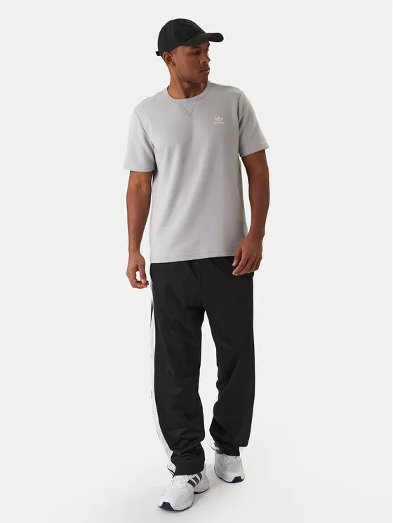 Футболка regular fit Trefoil Essentials Waffle Adidas, серый — фото 2