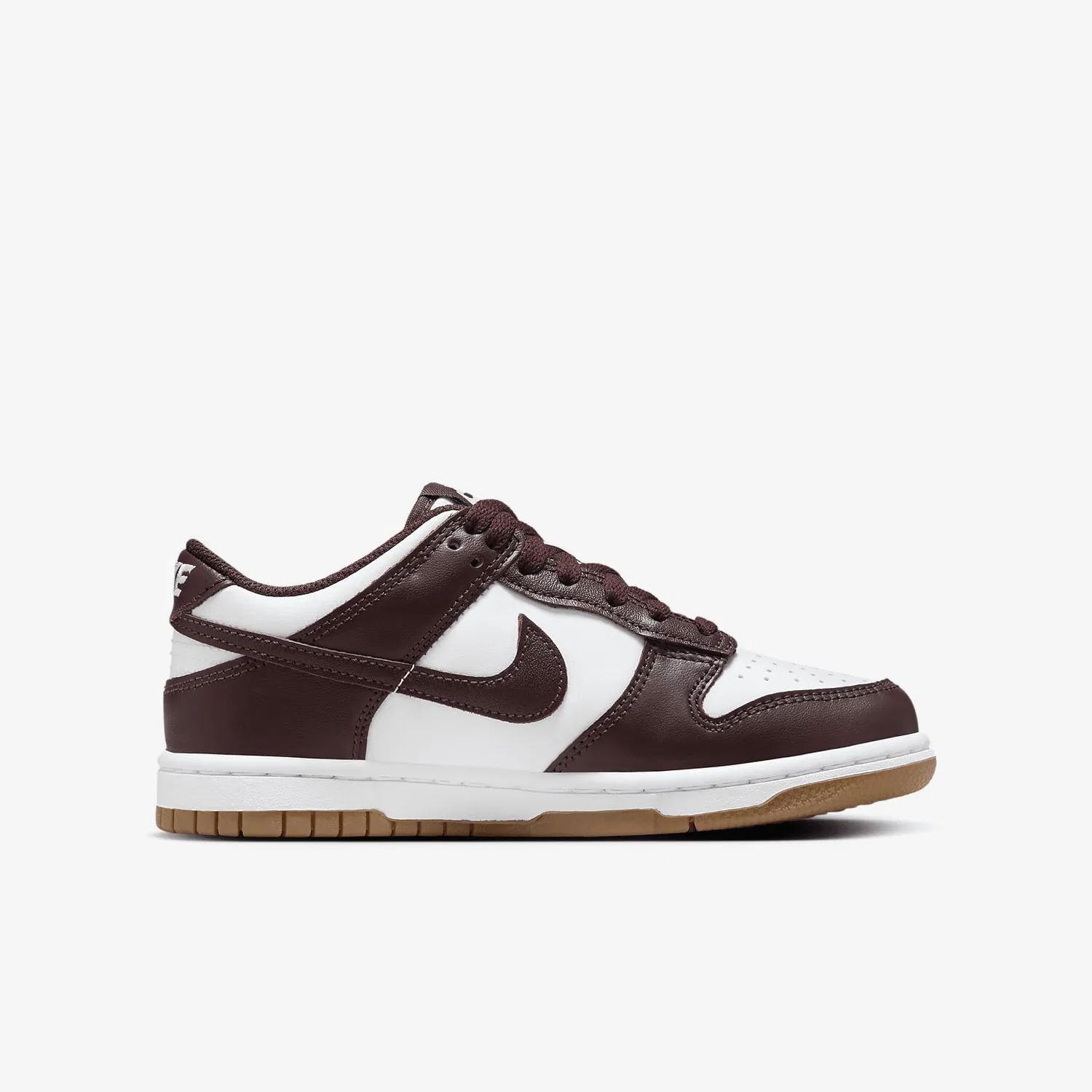 Детские кроссовки для мальчиков с кожаным верхом NIKE Dunk Low Big Kids Shoes NIKE, White Burgundy Crush — фото 3