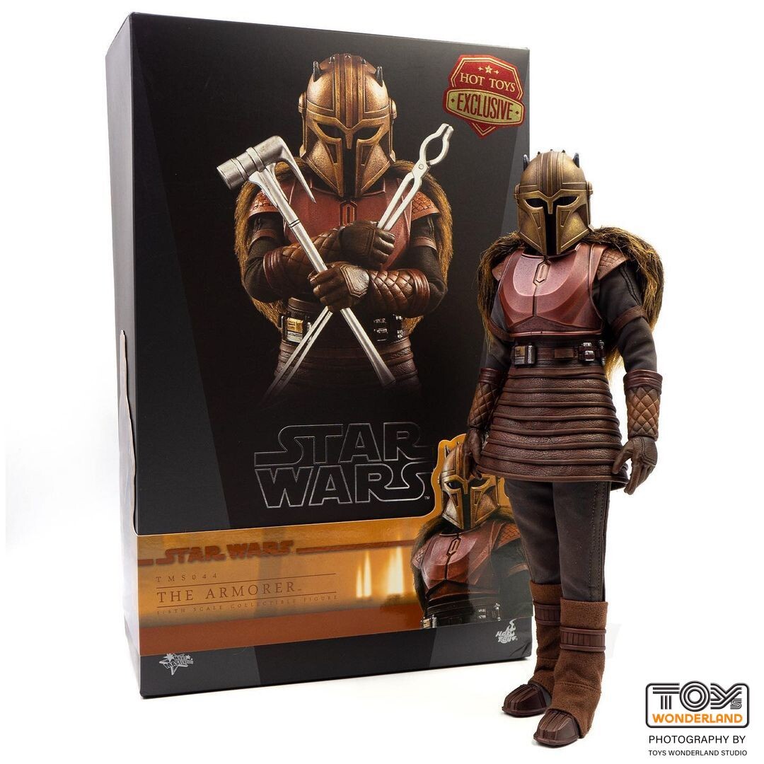 

Фигурка Hot Toys Star Wars: The Mandalorian 1/6th scale The Armorer, 29 см