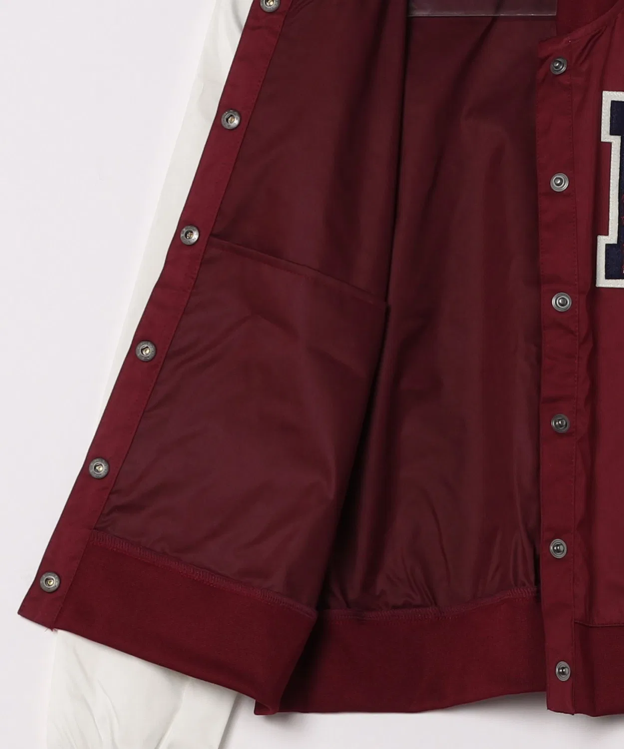 Куртка Nike женская NSW Varsity Jacket свободного кроя красная — фото 3