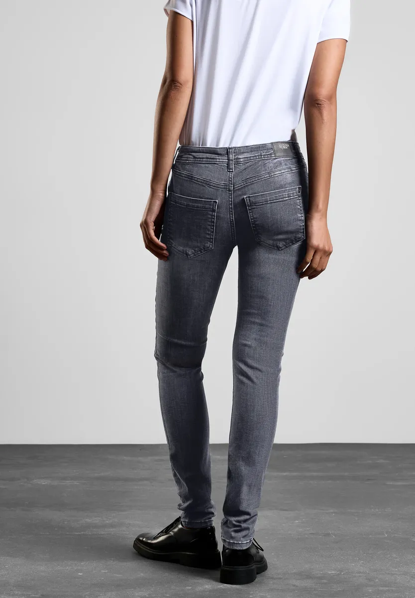 

STREET ONE прямые джинсы, средняя талия, цвет Steel Grey Net Wash