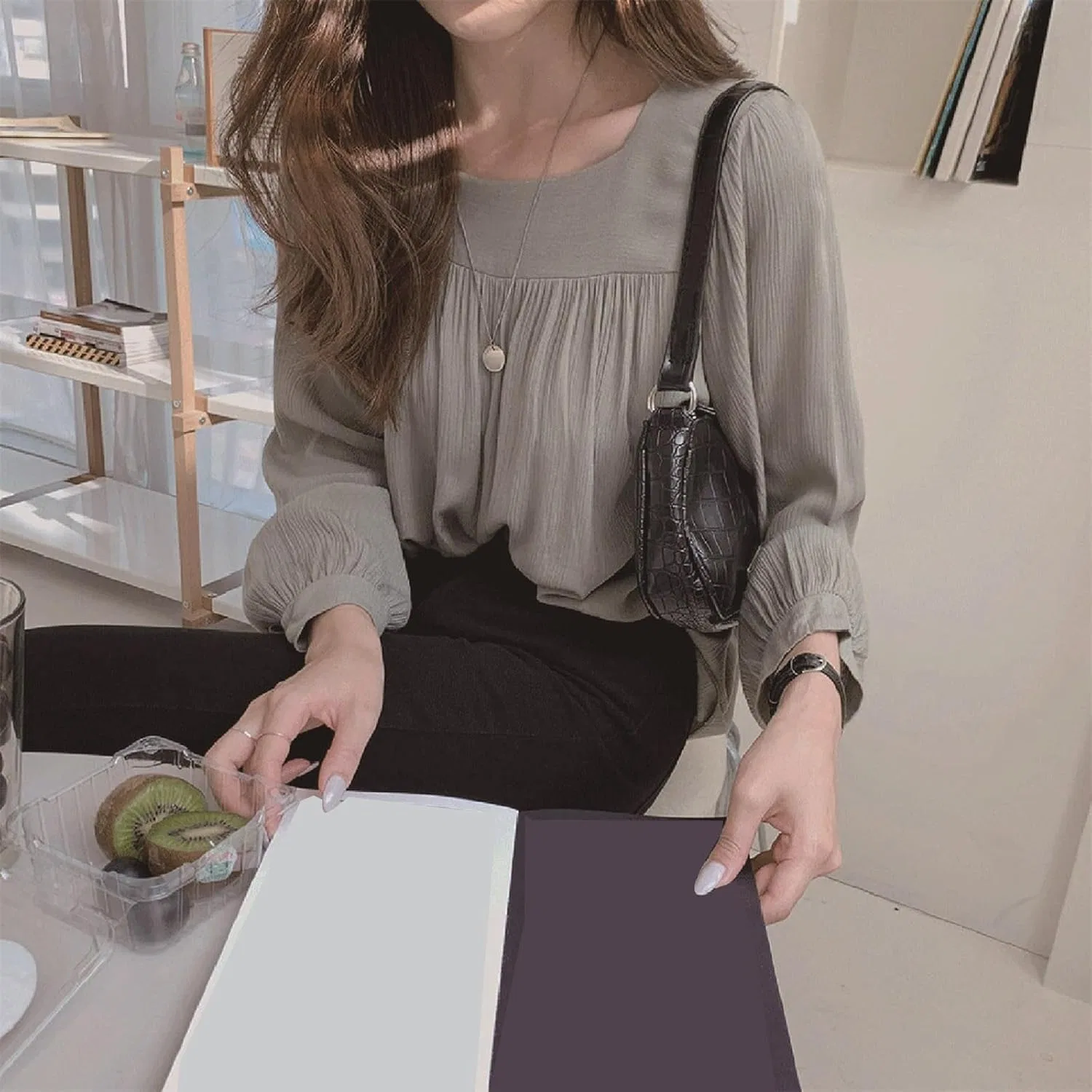 Блуза женская с квадратным вырезом Sweet Square Neck Long Sleeve Shirt, серый — фото 4