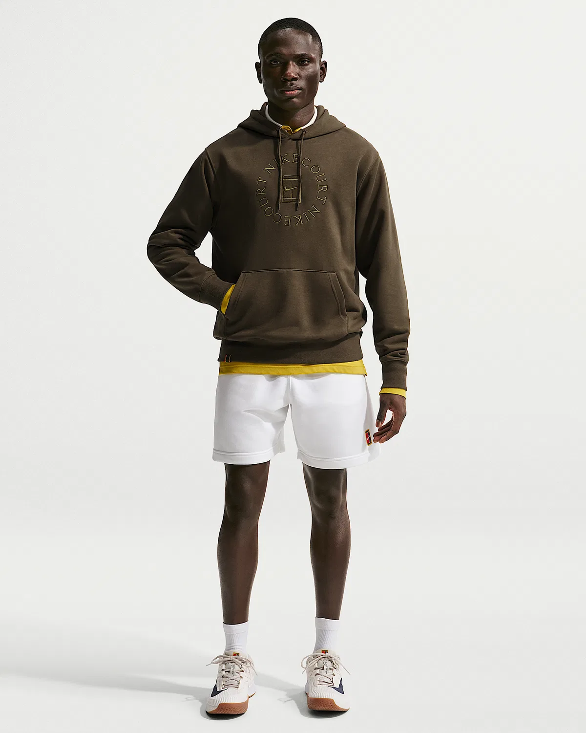 Мужская теннисная худи-пуловер NikeCourt Heritage Dri-FIT French Terry, Dark Hazel/Saffron Quartz — фото 4