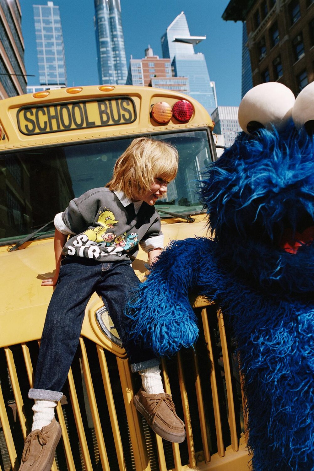 

Улица сезам толстовка с эффектом потертости ZARA, серый