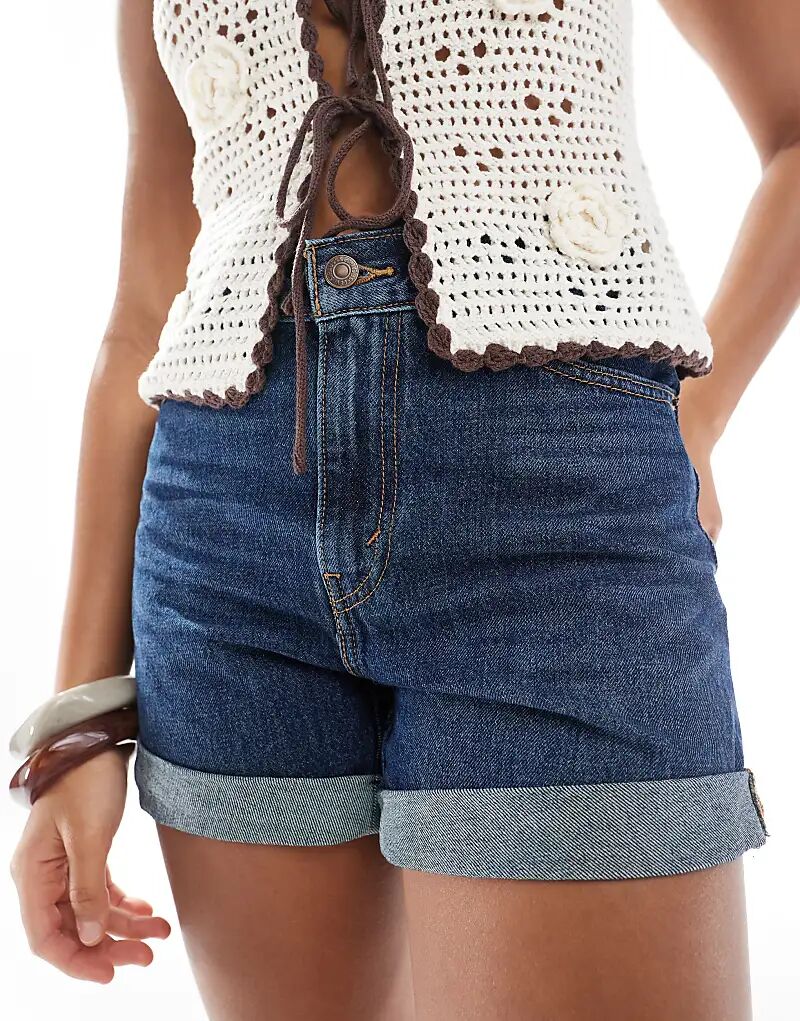 

Подвернутые шорты в стиле 80-х годов в синем цвете Levi's