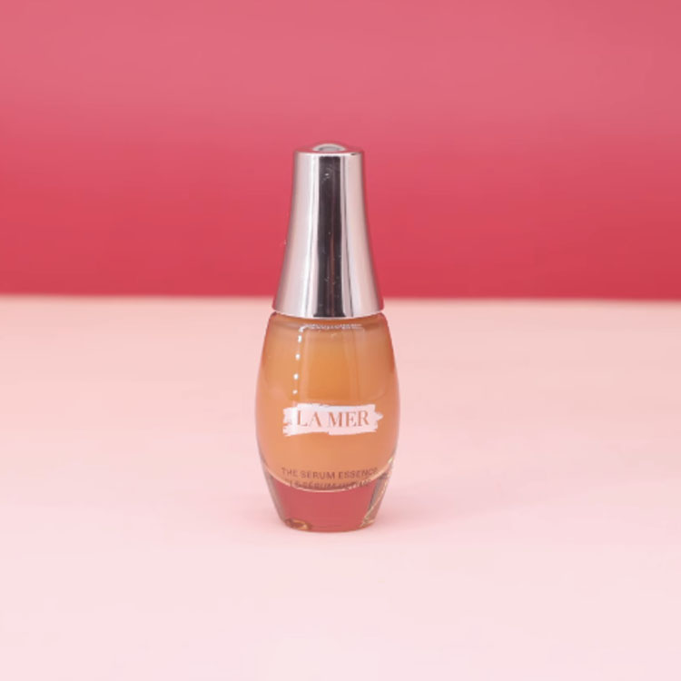 Набор уходовой косметики Hailanzhimi Gilded Radiance Anniversary Limited для подтяжки кожи 7мл+15мл+30мл+массажная пластина LA MER — фото 3
