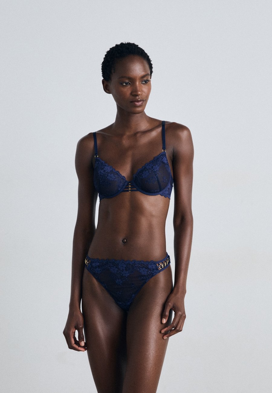 

Бюстгальтер LASCANA WIRE BRA, Navy/Dark Blue