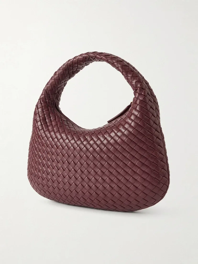 Кожаная сумка через плечо Veneta medium Intrecciato BOTTEGA VENETA, красный — фото 4