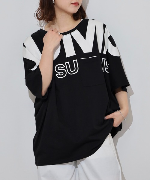 

Футболка-летучая мышь с накладным карманом и принтом AtONE, черный