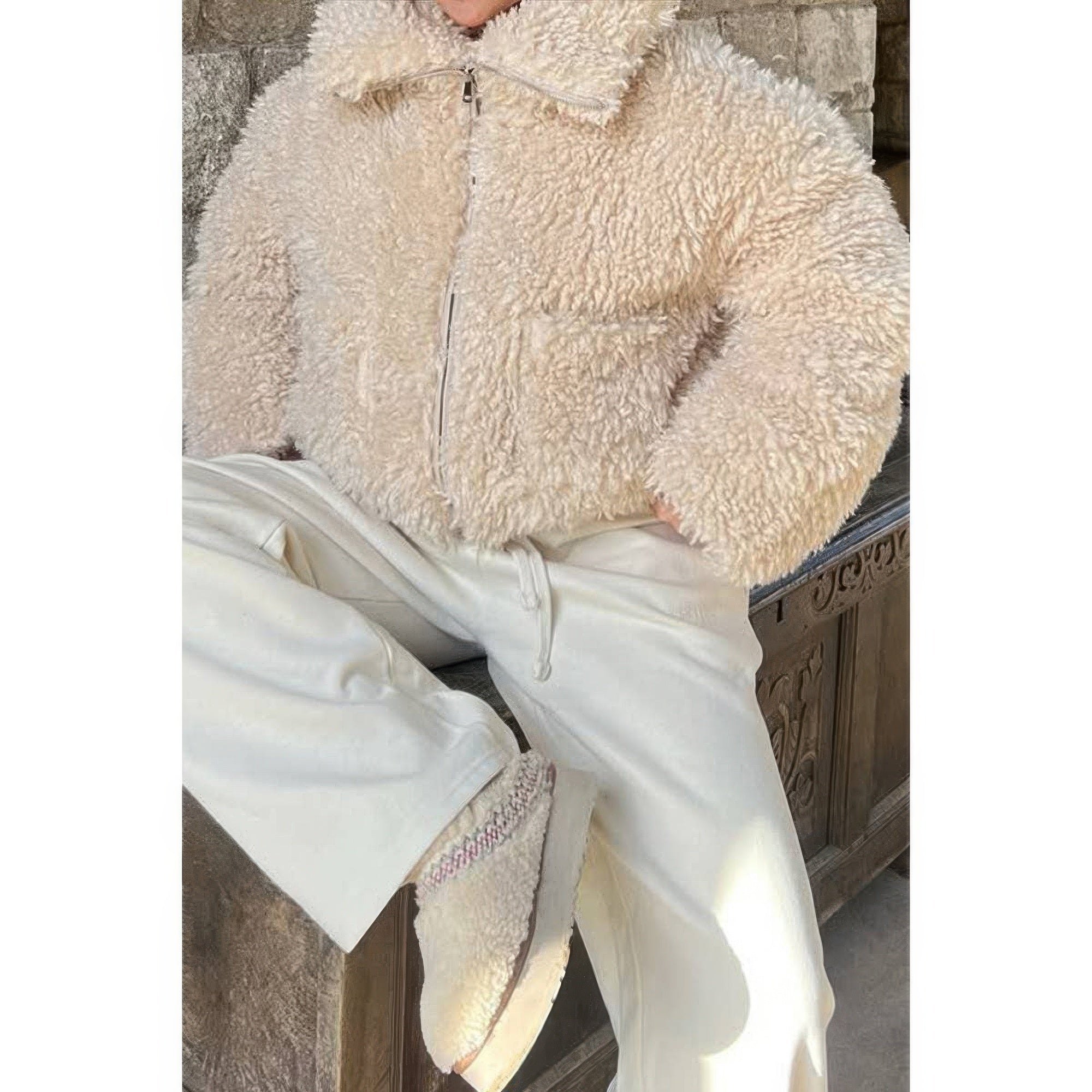 

Укороченная уютная куртка из цельного флиса с пушистым мехом Truedames, бежевый