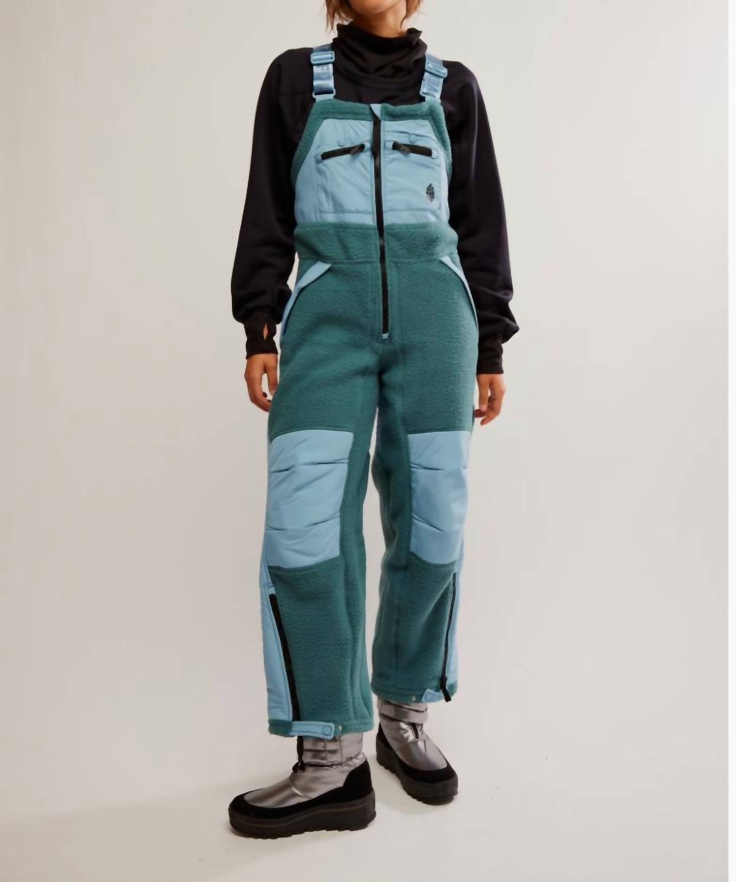 

Комбинезон Hit The Slopes в комбинации Midnight Jade Free People, Midnight Jade Combo