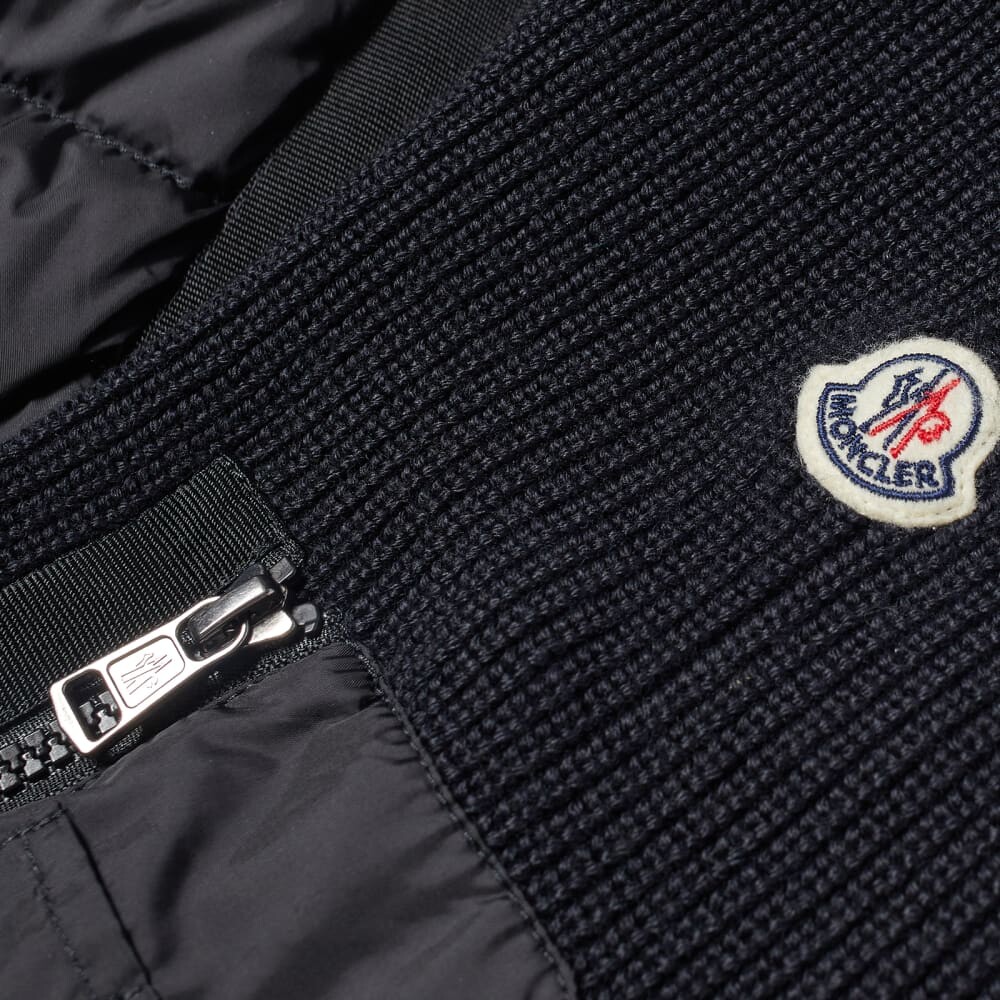 

Moncler Пуховик с капюшоном, черный