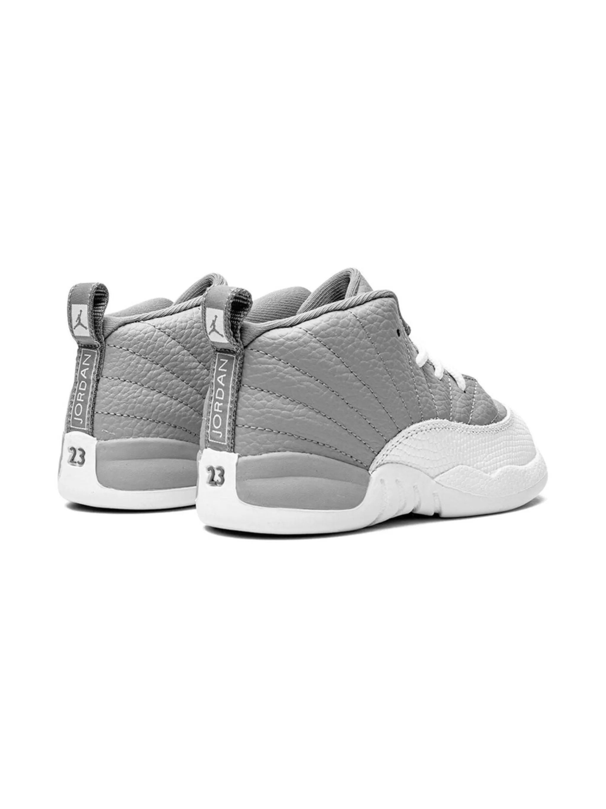 Кроссовки Air Jordan 12 Retro Stealth Jordan Kids, серый — фото 3