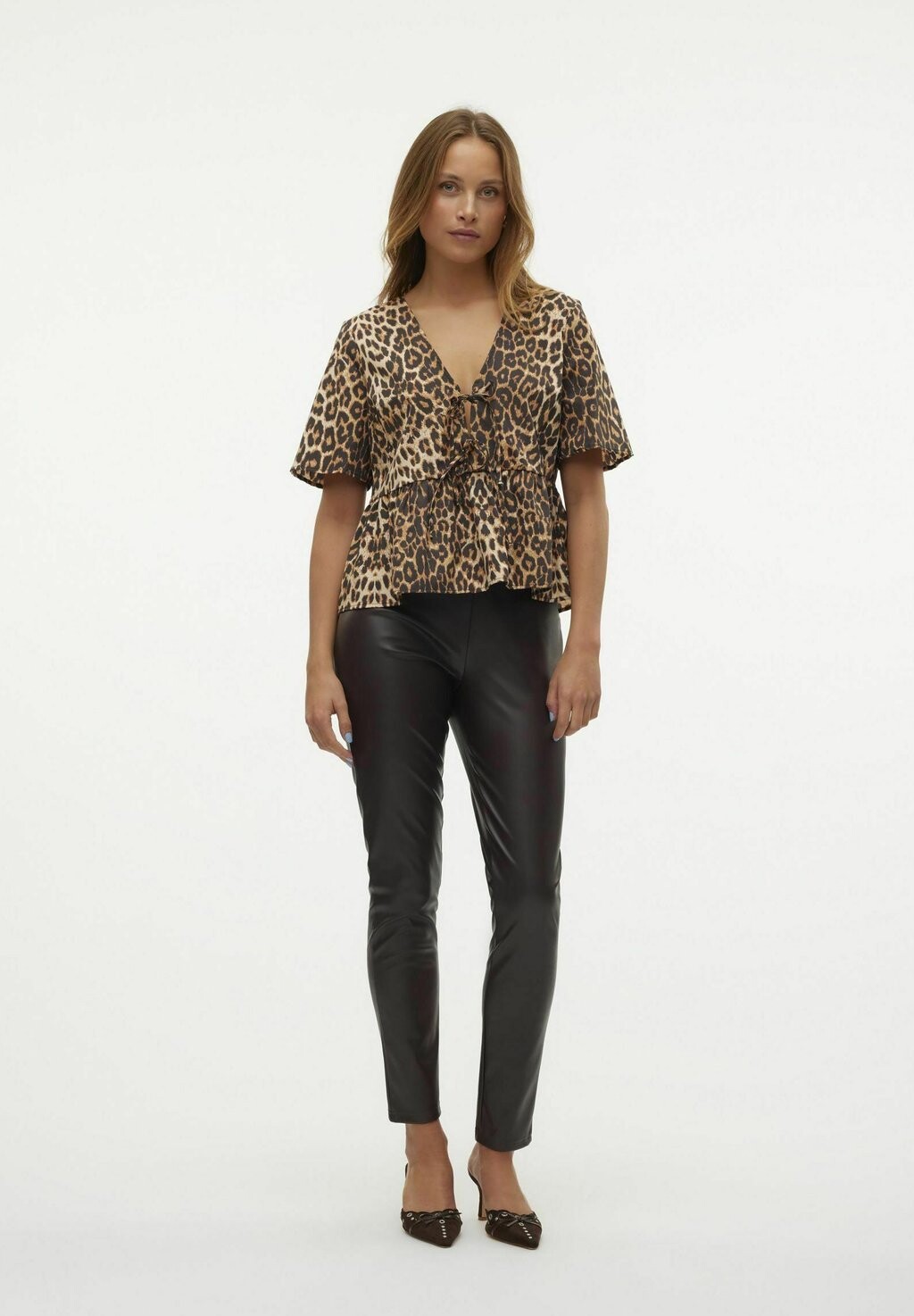 

Блуза Vero Moda, черный