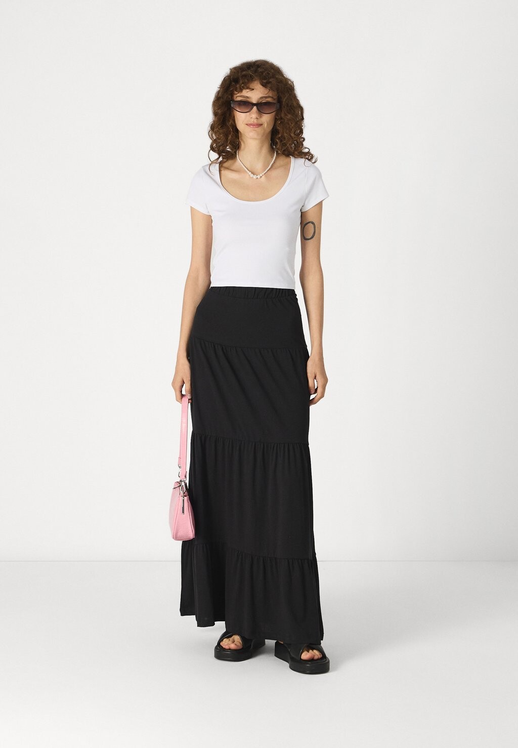 

Простая футболка SEAMLESS SCOOP NECK Hollister Co., белый