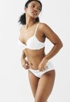 

Бюстгальтер с мягкими чашками SMOOTH CUP LIGHT PAD PLUNGE Next, белый
