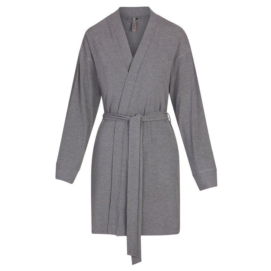 

Халат SKIMS Soft Lounge, цвет Heather Grey