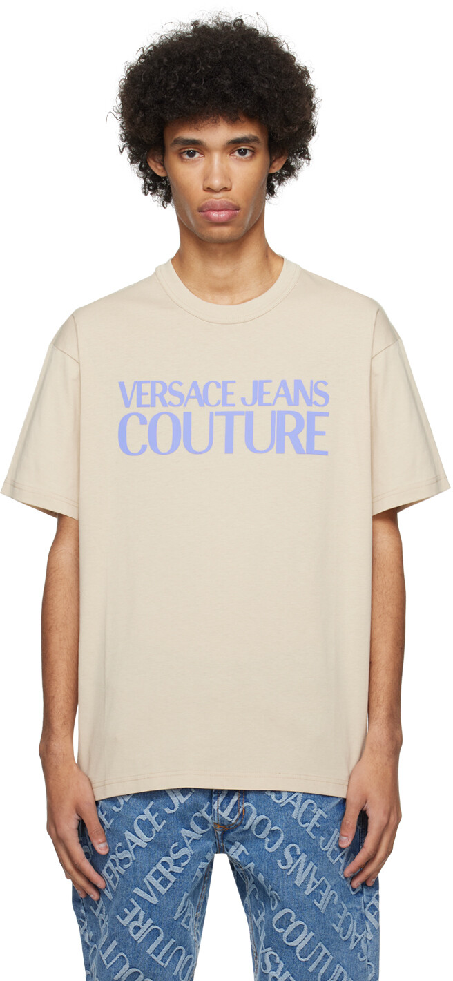 

Бежевая футболка с принтом Versace Jeans Couture