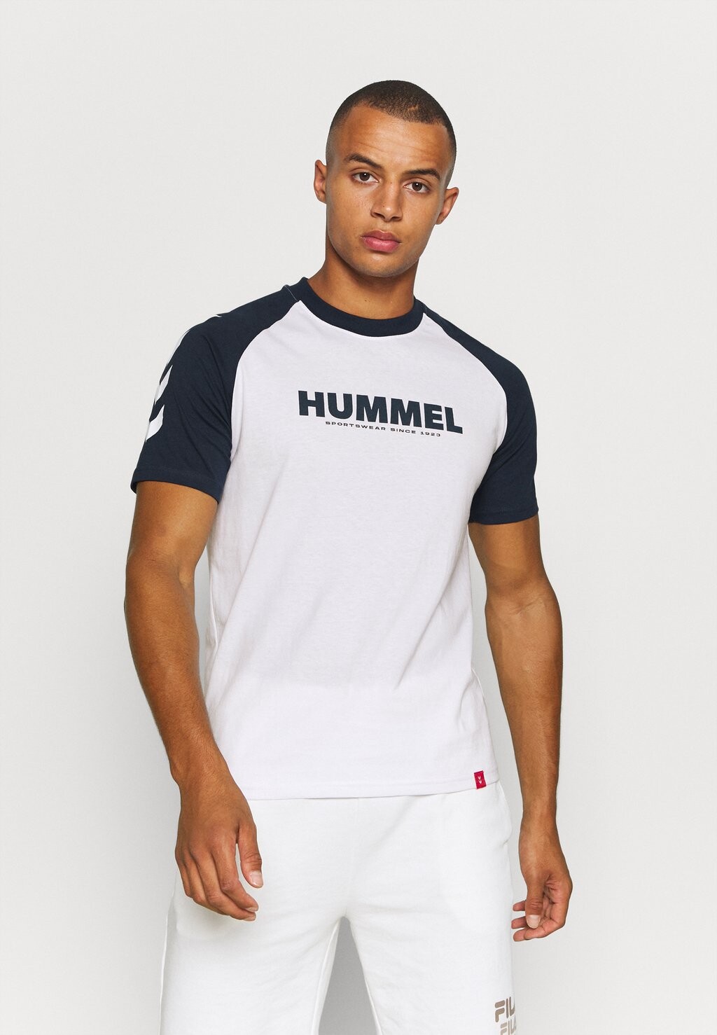 

Рубашка с принтом Hummel LEGACY BLOCKED, цвет White, Коричневый, Рубашка с принтом Hummel LEGACY BLOCKED, цвет White