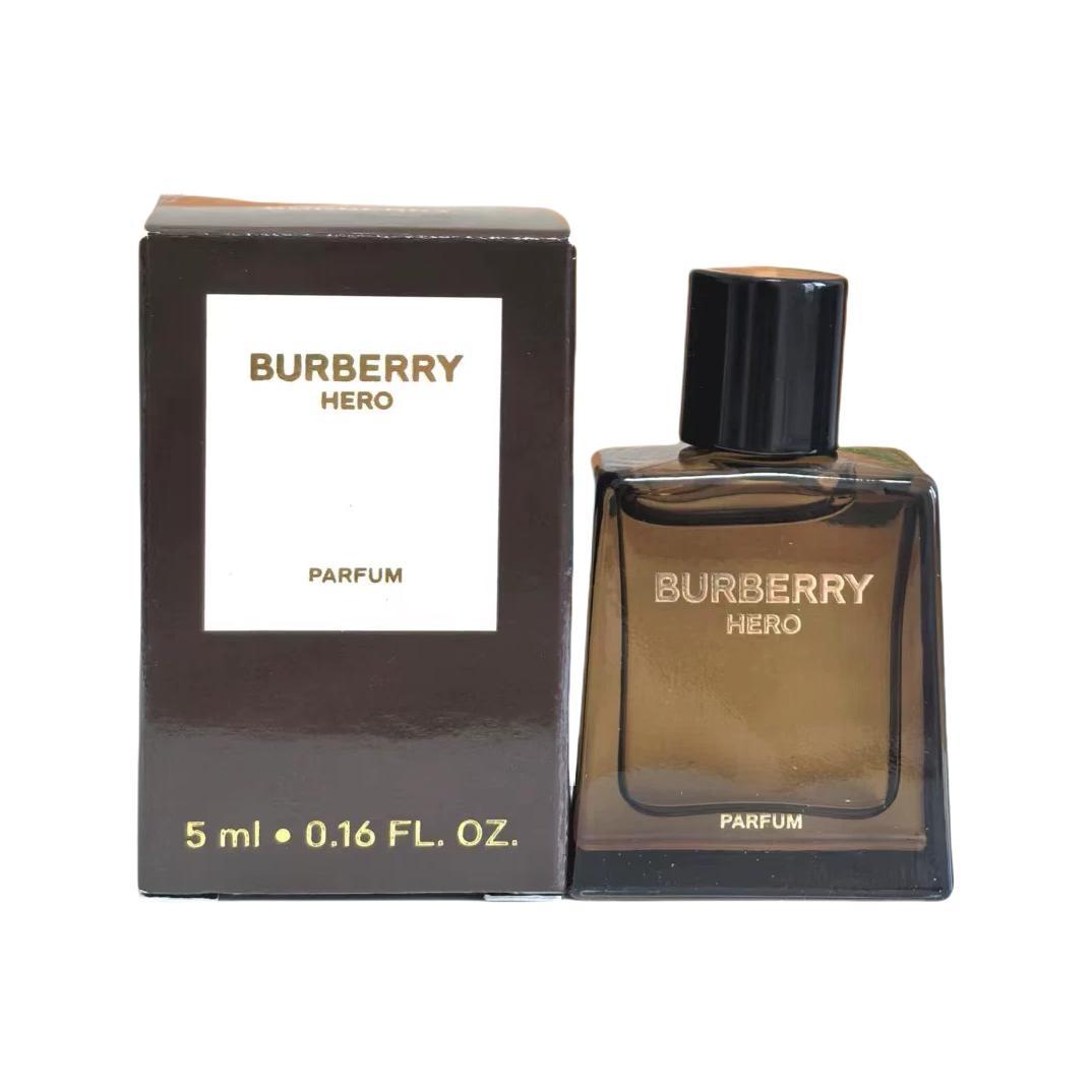 

Набор пробников мужских духов Hero Parfum Wooden Amber Accord 1,5 мл*3/5 мл Burberry