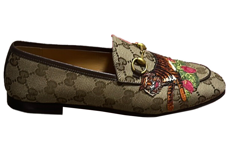 Вышитые туфли-лоферы с круглым носком бежевого цвета для женщин Gucci — фото 2