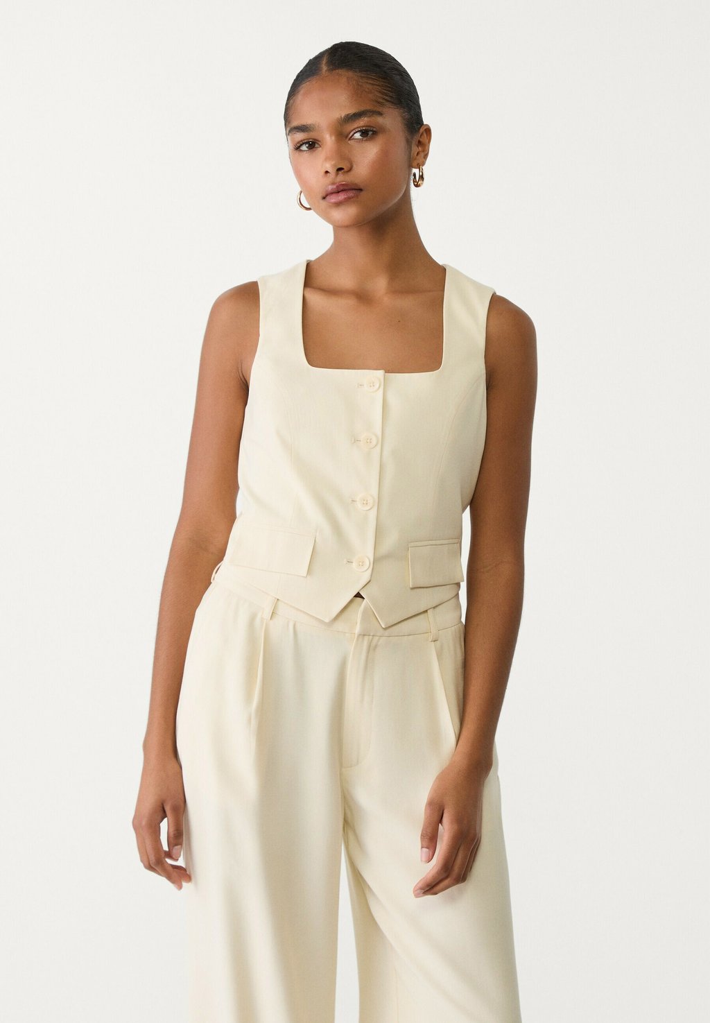 

Жилет WITH A SQUARE-CUT NECKLINE Stradivarius, светло-желтый