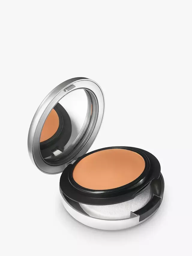 Тональная основа Studio Fix Tech Cream-To-Powder MAC, Nw22 — фото 3