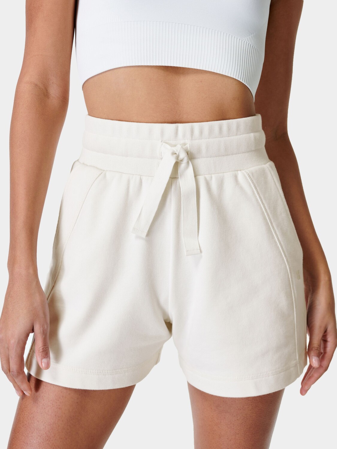 

Шорты с высокой талией Sweaty Betty Revive, Lily White