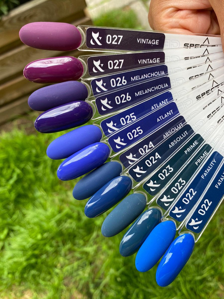 

Гибридный лак для ногтей FOX gel-polish gold Spectrum 027, 7 мл