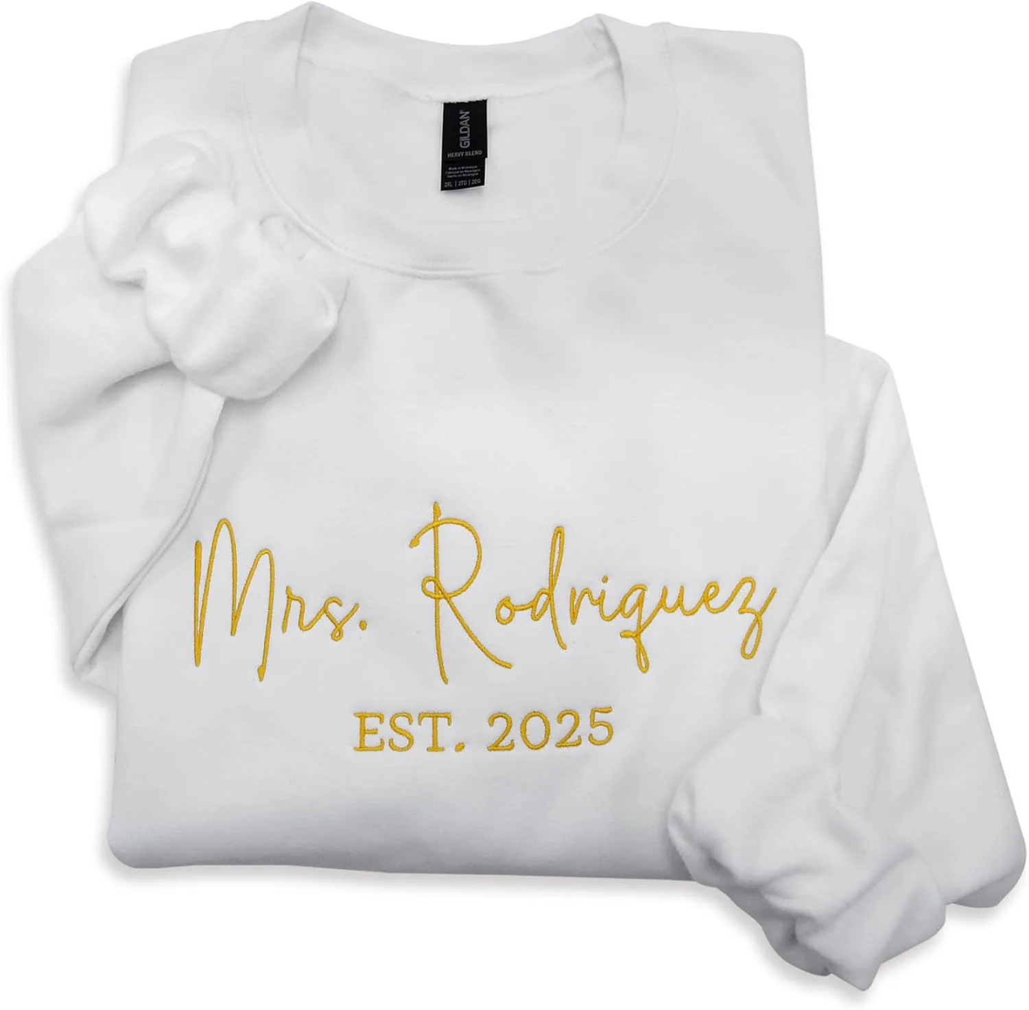 

Кастомный худи с вышивкой Future Mrs от NACRE APPAREL