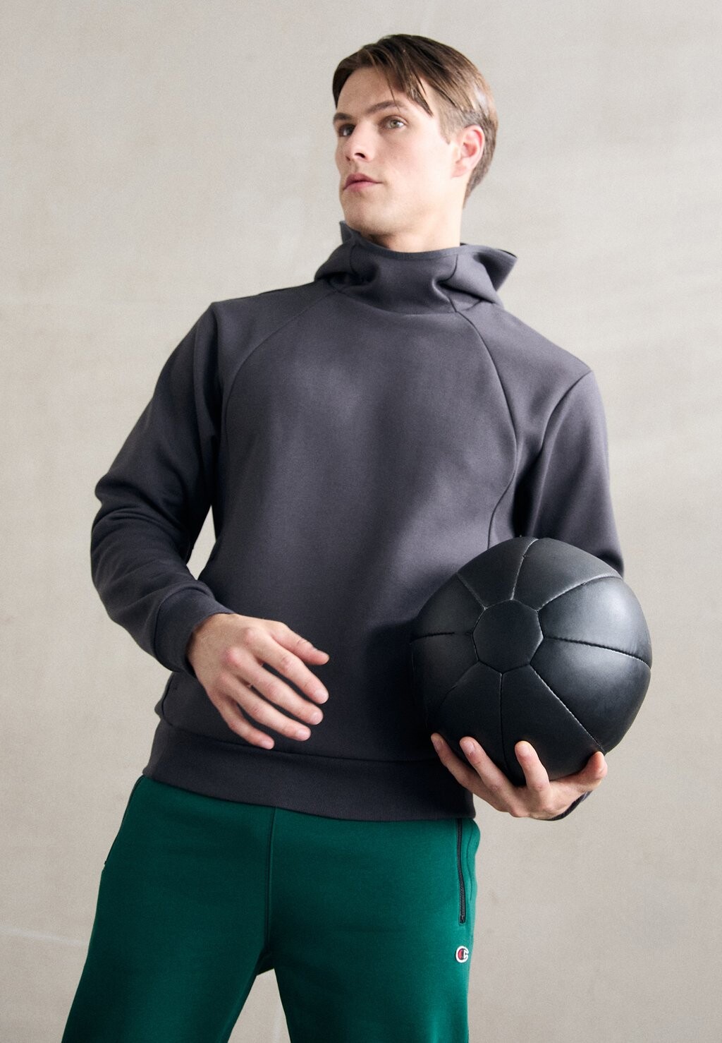 

Толстовка с капюшоном TECH HIGH NECK HOODIE Champion, антрацит