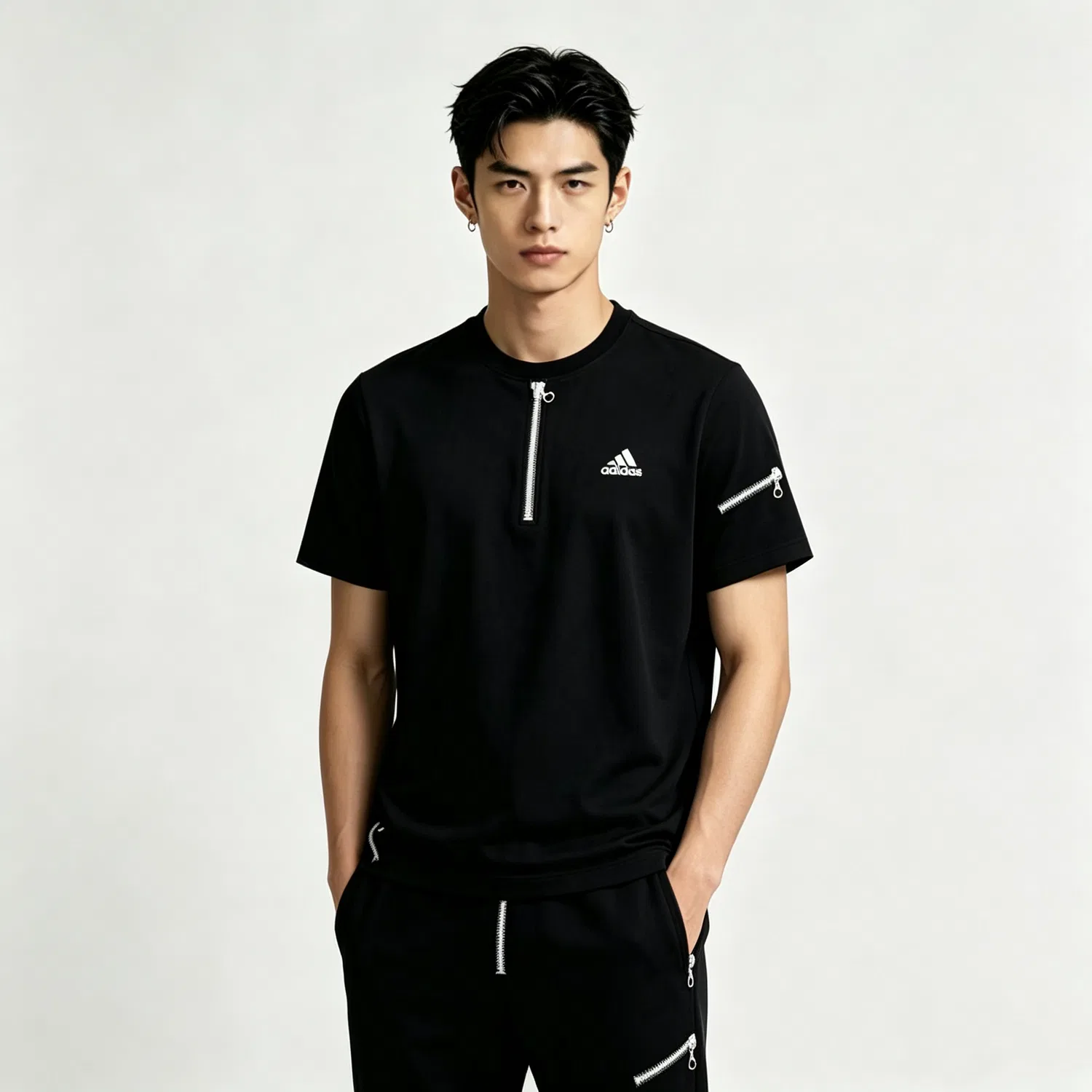 Футболка с принтом Adidas MUST HAVES Unisex черная — фото 3
