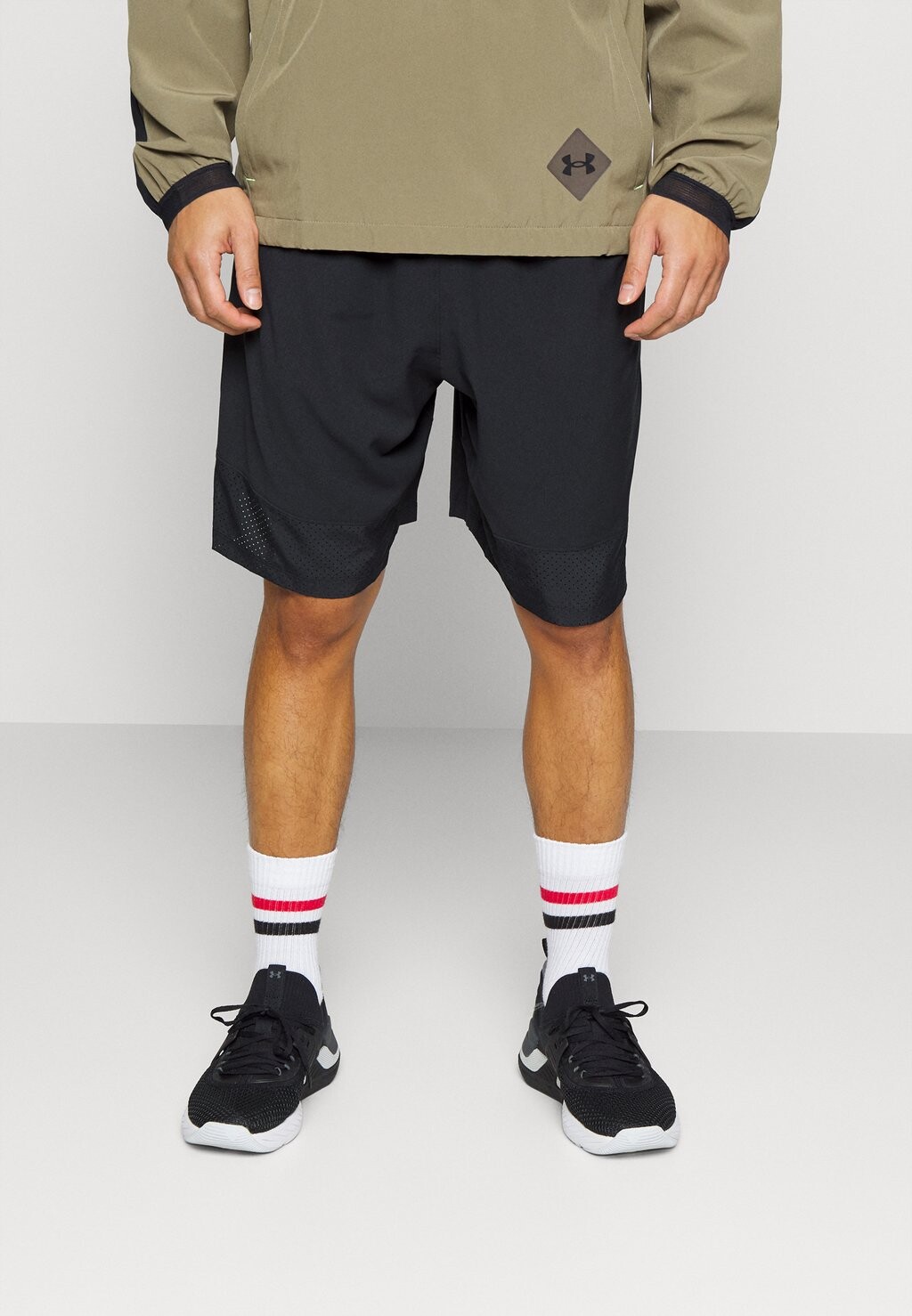 

Спортивные шорты Under Armour, черный
