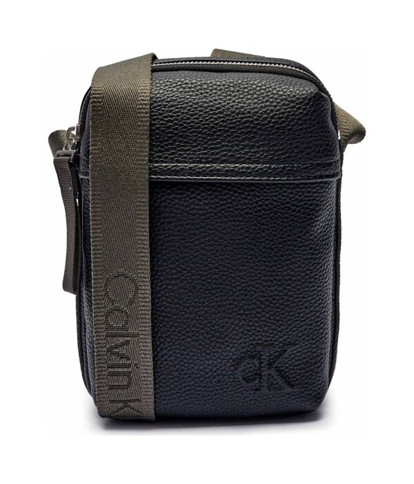 

Маленькая сумочка Calvin Klein Jeans, черный