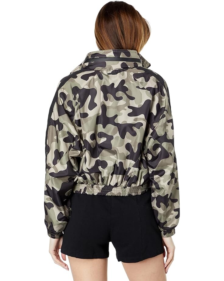 

Куртка Blanc Noir Tempest Wind Jacket, цвет Olive Camo