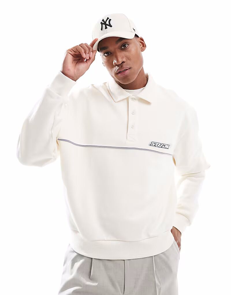 

Свободное поло с окантовкой и принтом на груди в цвете кремовый Asos Design