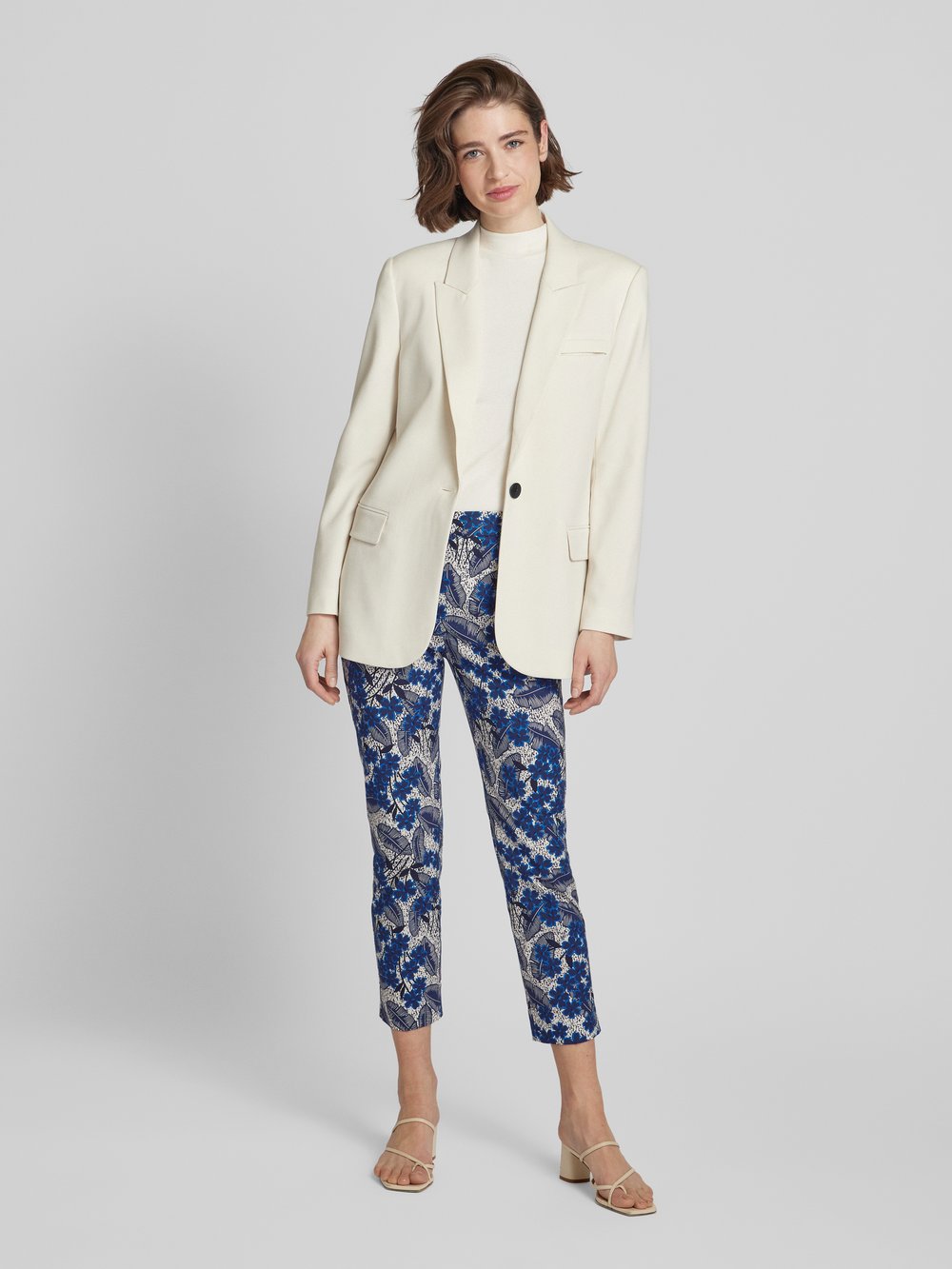 

Брюки облегающего кроя с цветочным принтом, модель «RAVELLO» Weekend Max Mara