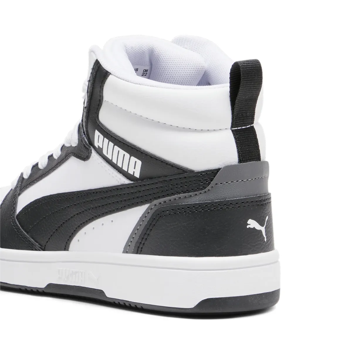 Кроссовки PUMA "Rebound V6 Mid Sneakers Youth", белый — фото 2